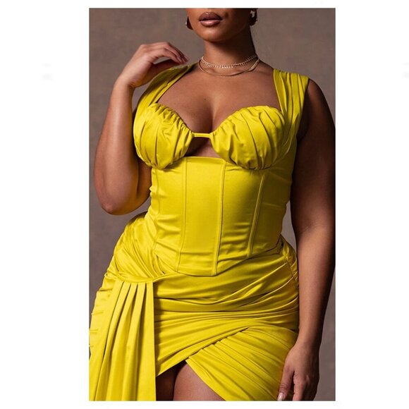 PrettyLittleThing Chartreuse Constructed Satin Ruched Bust Corset NWT - Picture 1 of 5
